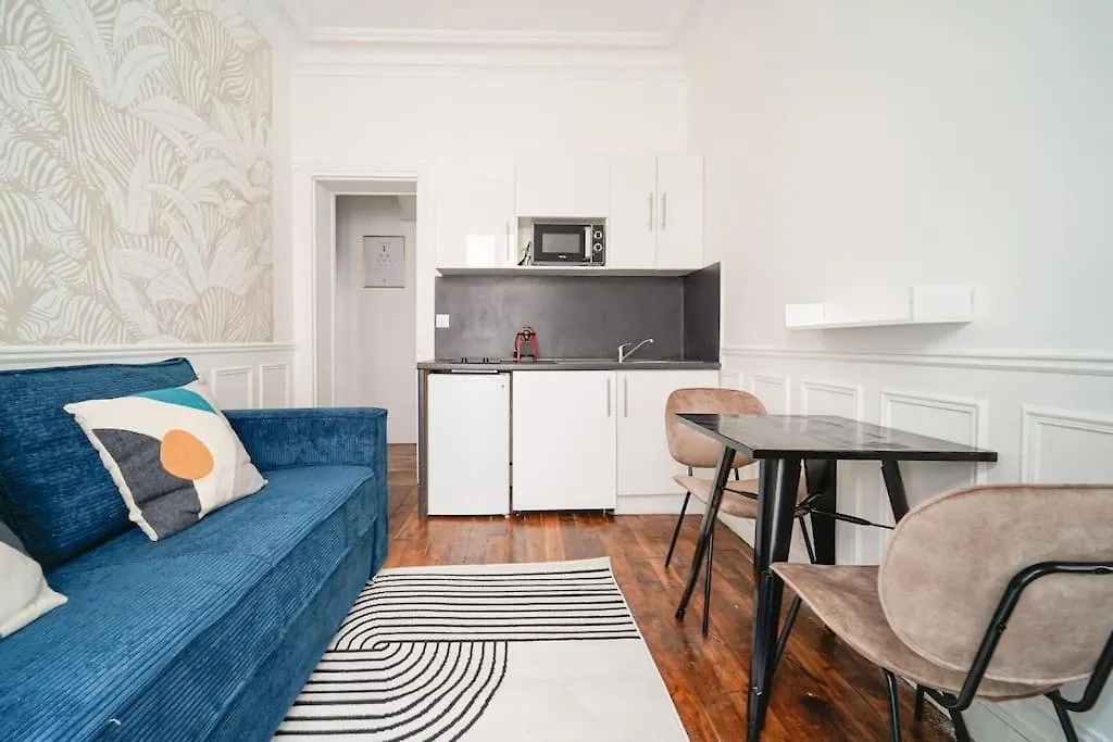 Niepce - Blue Flat Next To Avenue Du Maine Apartment Paris France