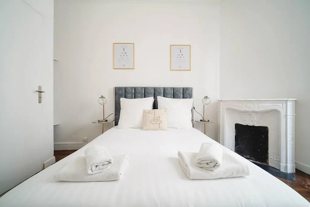 Niepce - Blue Flat Next To Avenue Du Maine Apartment Paris