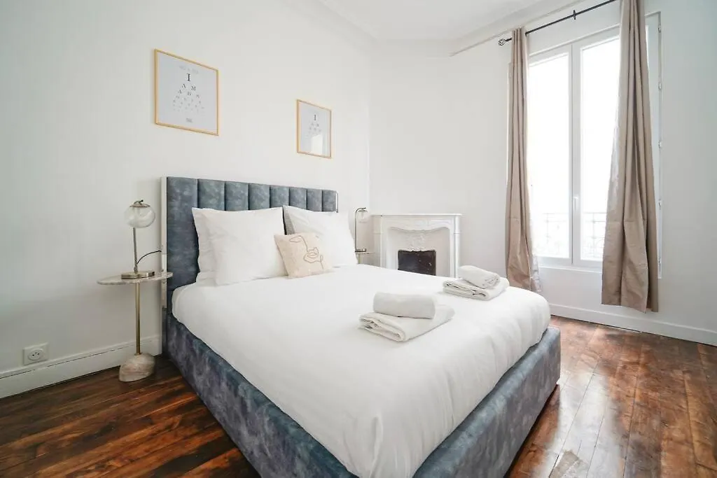 Niepce - Blue Flat Next To Avenue Du Maine Apartment Paris France